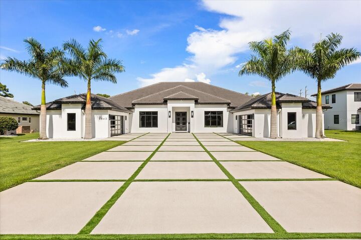 Property Photo: 3845 S Stillwood Lane FL 32746