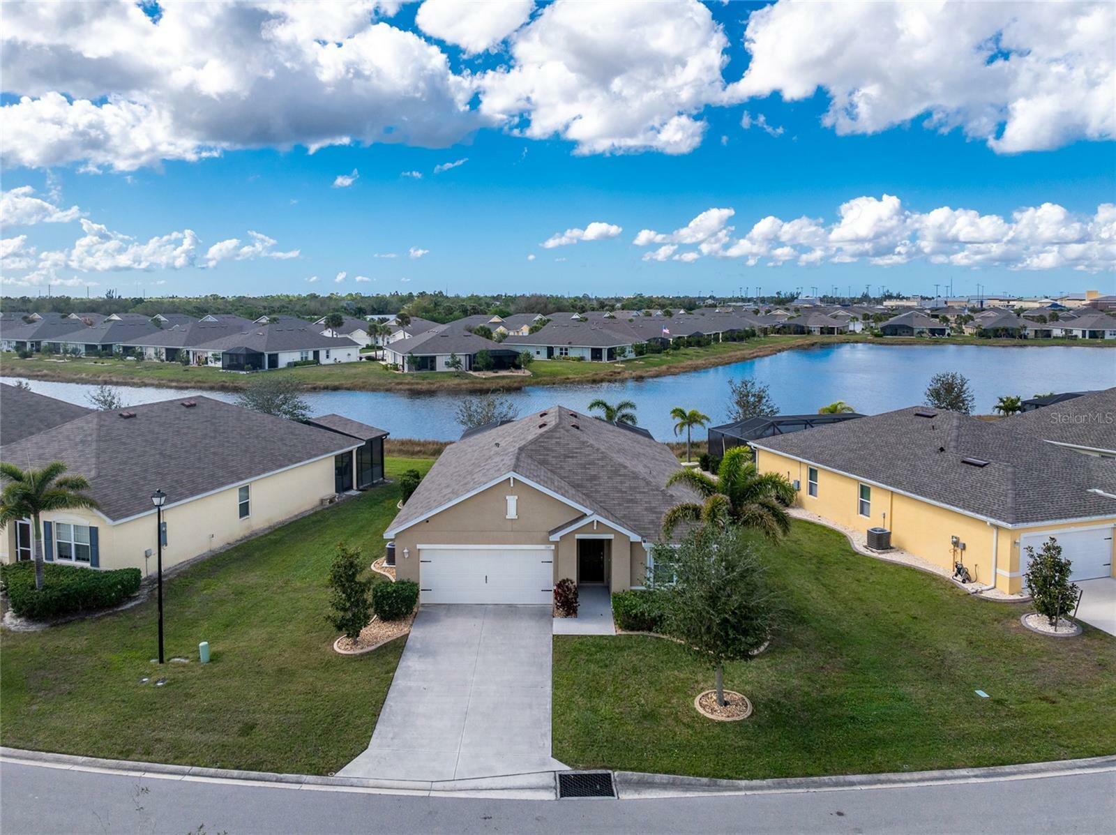Property Photo: 7049 Waterford Parkway FL 33950