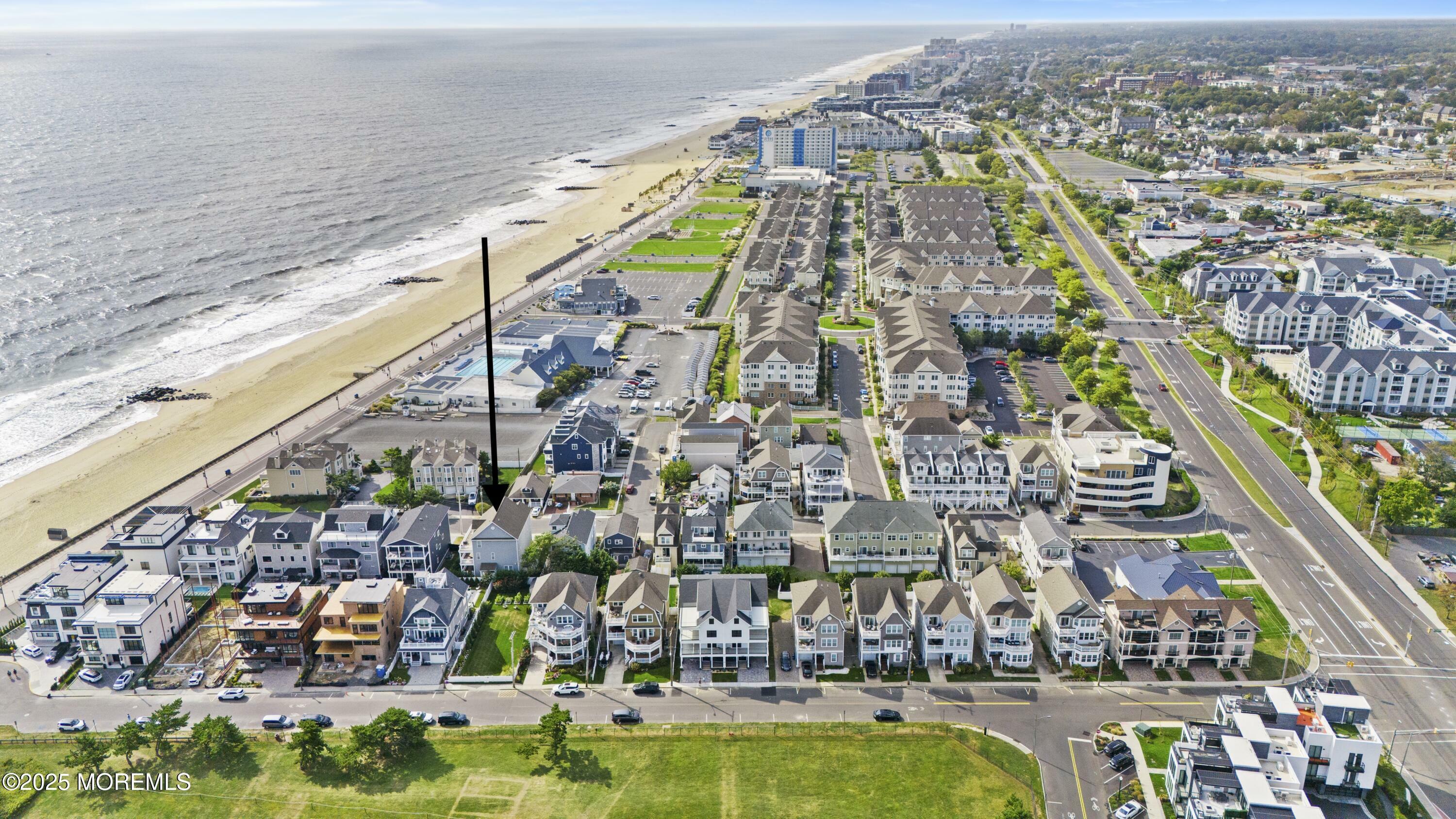 Property Photo:  21 Ocean Terrace  NJ 07740 