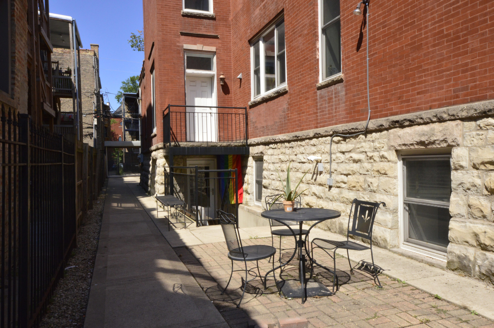 Property Photo: 2554 W Augusta Boulevard IL 60622