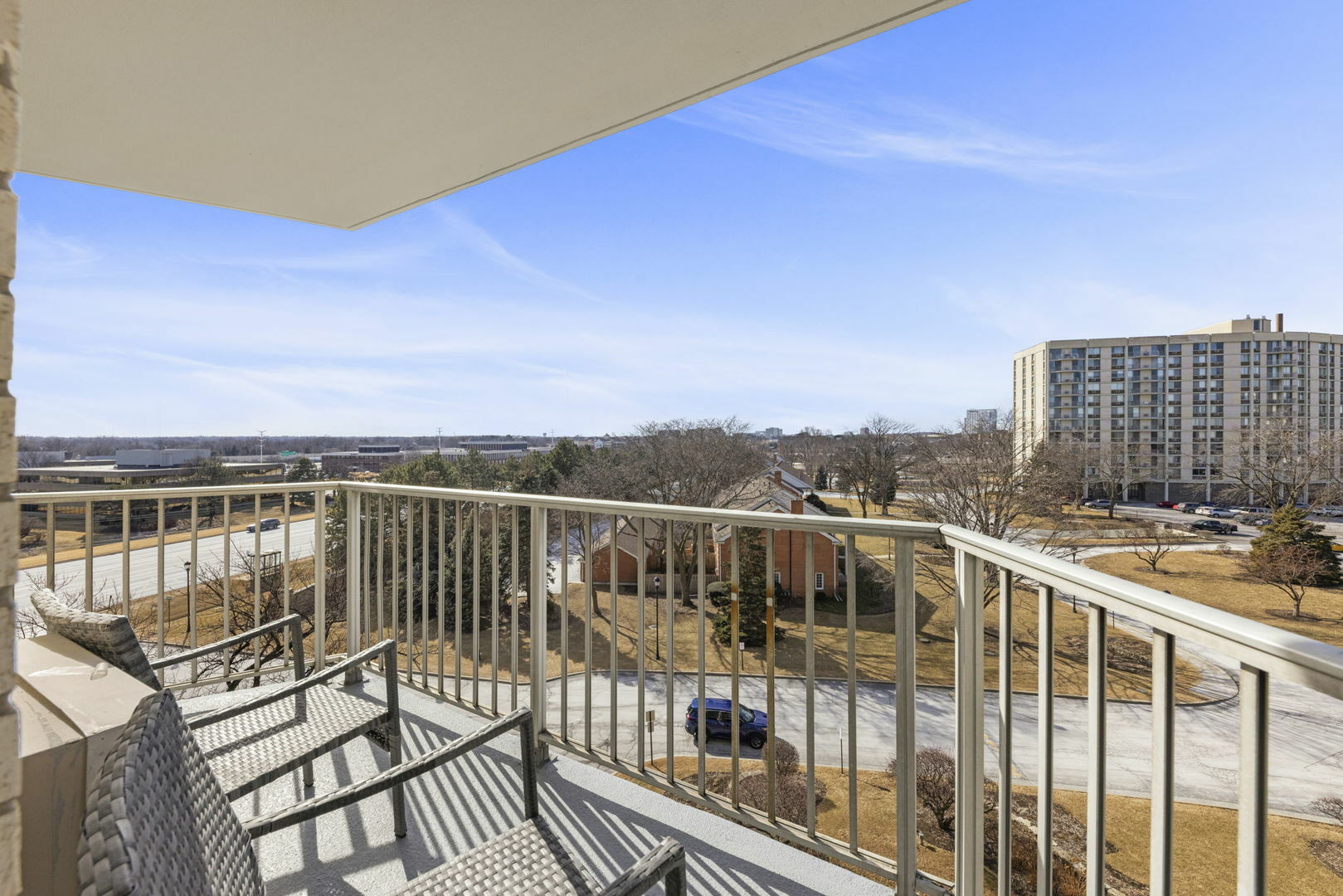 Property Photo:  40 N Tower Road 5K  IL 60523 