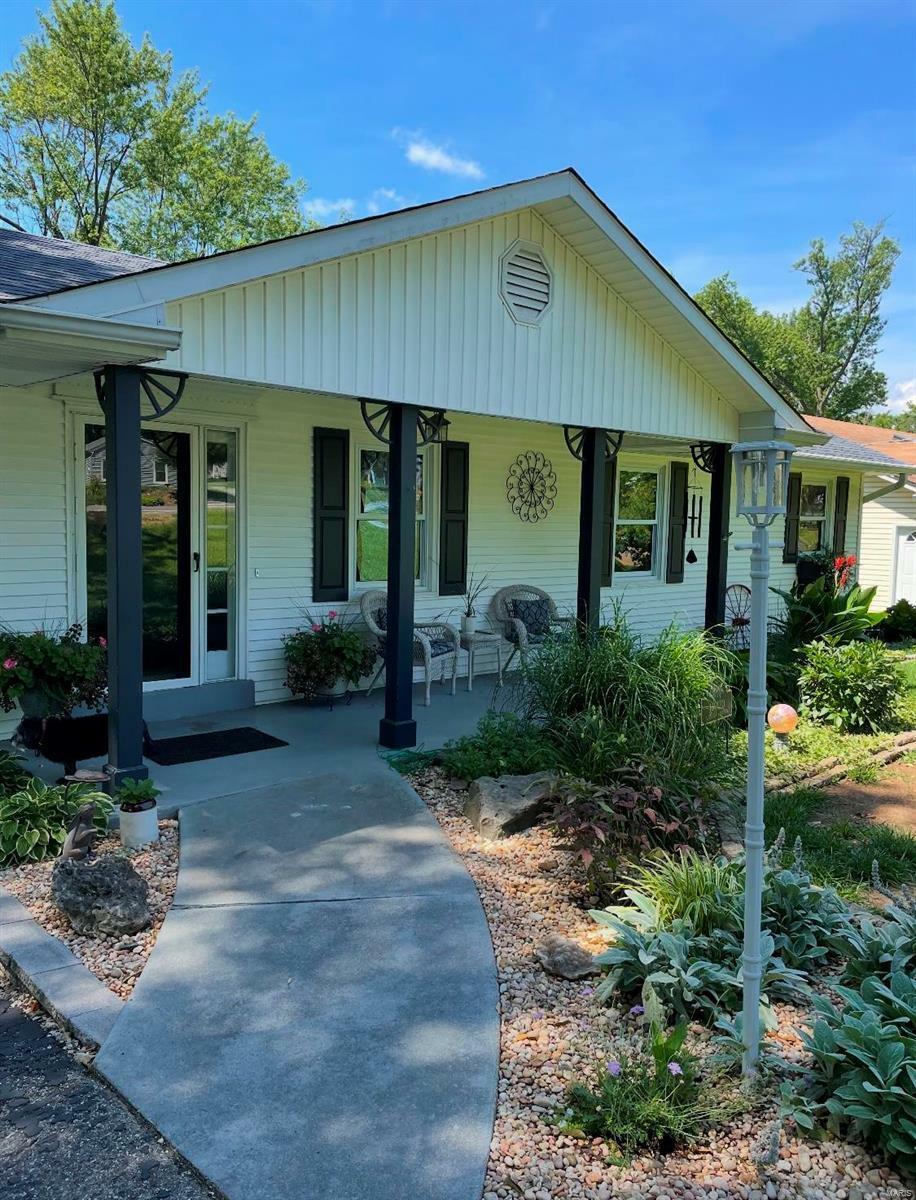 Property Photo:  10420 Clarendon Avenue  MO 63114 