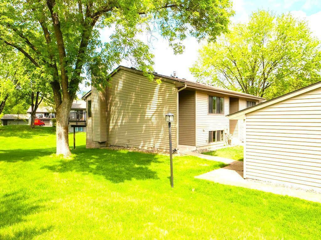 Property Photo:  1348 Arden View Drive  MN 55112 