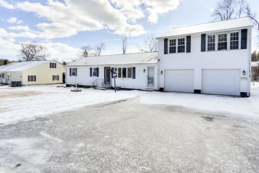 Property Photo:  13 Birchwood Drive  MA 01570 