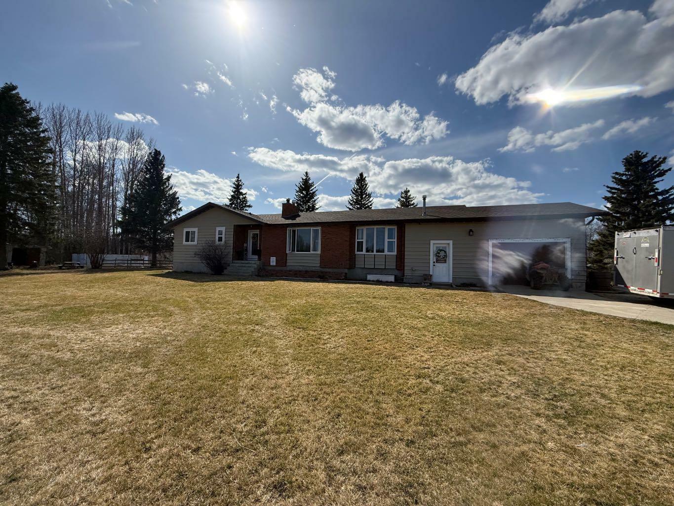 Property Photo: 594006 Range Road 122 AB T7S 1P4