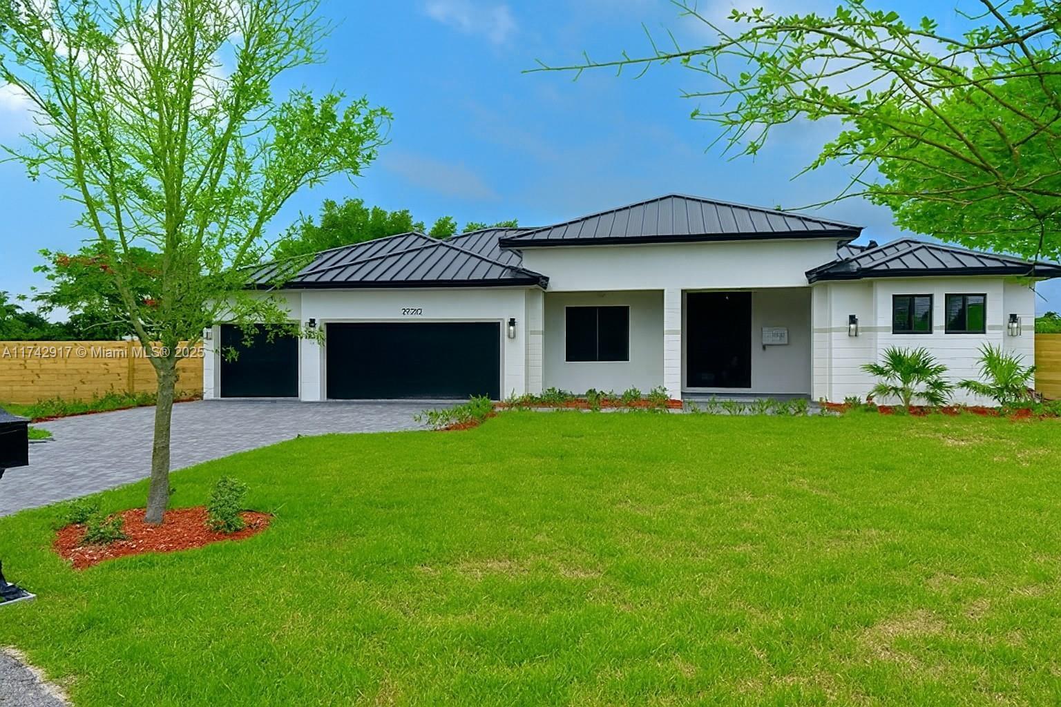 Property Photo: 29282 SW 181st Ave FL 33030