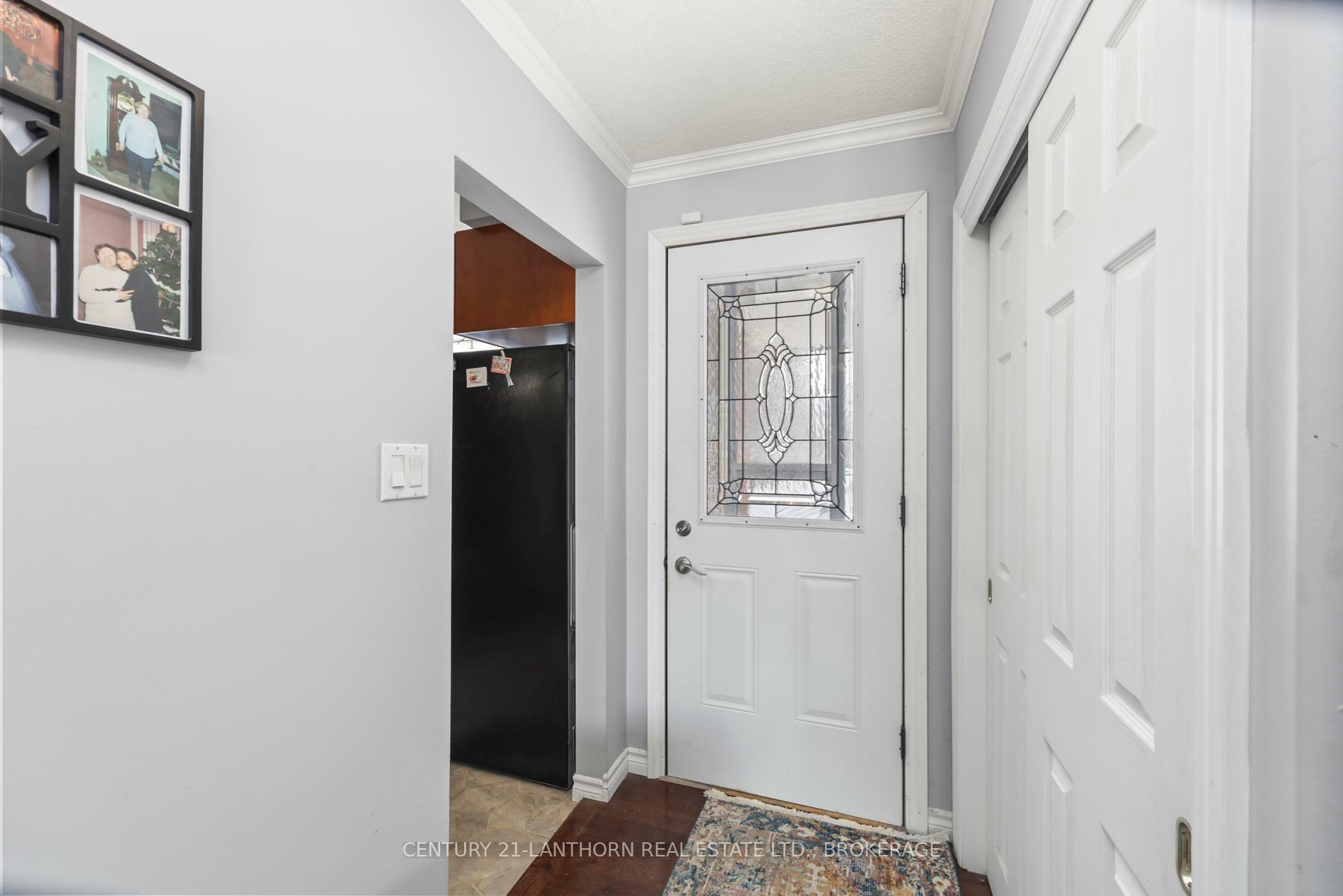 Photo de la propriété:  216 Union Street  ON K7R 2W6 