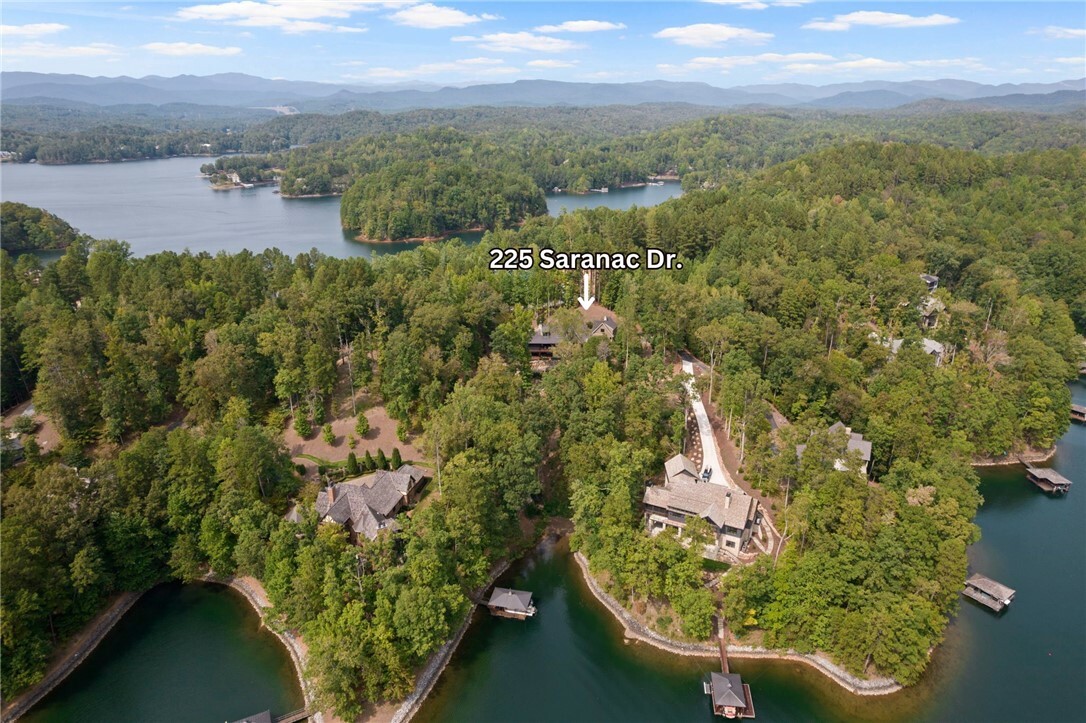 Property Photo: 225 Saranac Drive SC 29685