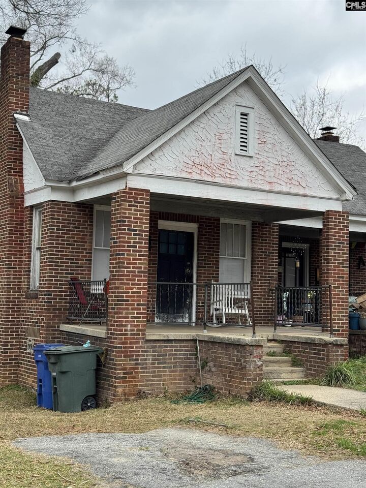 Property Photo:  1027/1029 Price  SC 29201 