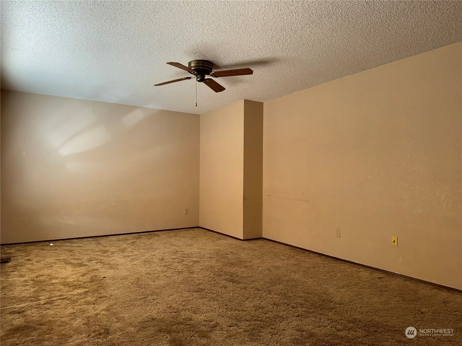 Property Photo:  921  College Street  WA 98801 