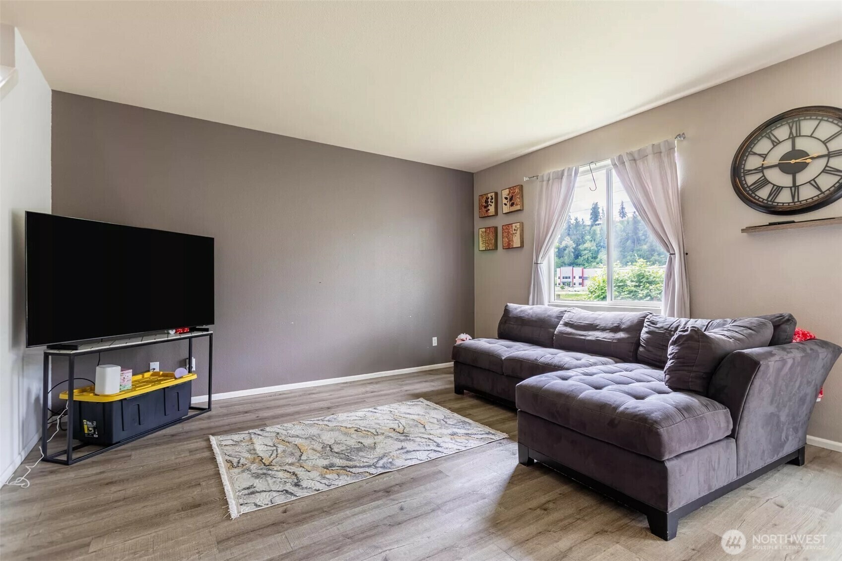 Property Photo: 570 Beaver Boulevard A WA 98047
