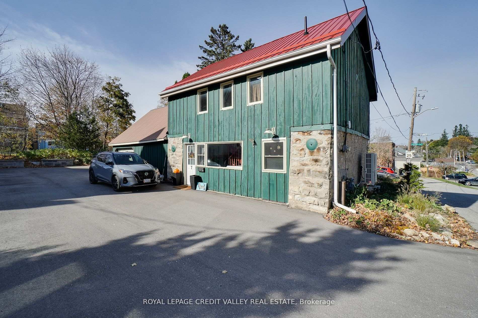 Property Photo: 1 First Avenue ON L9W 1H7