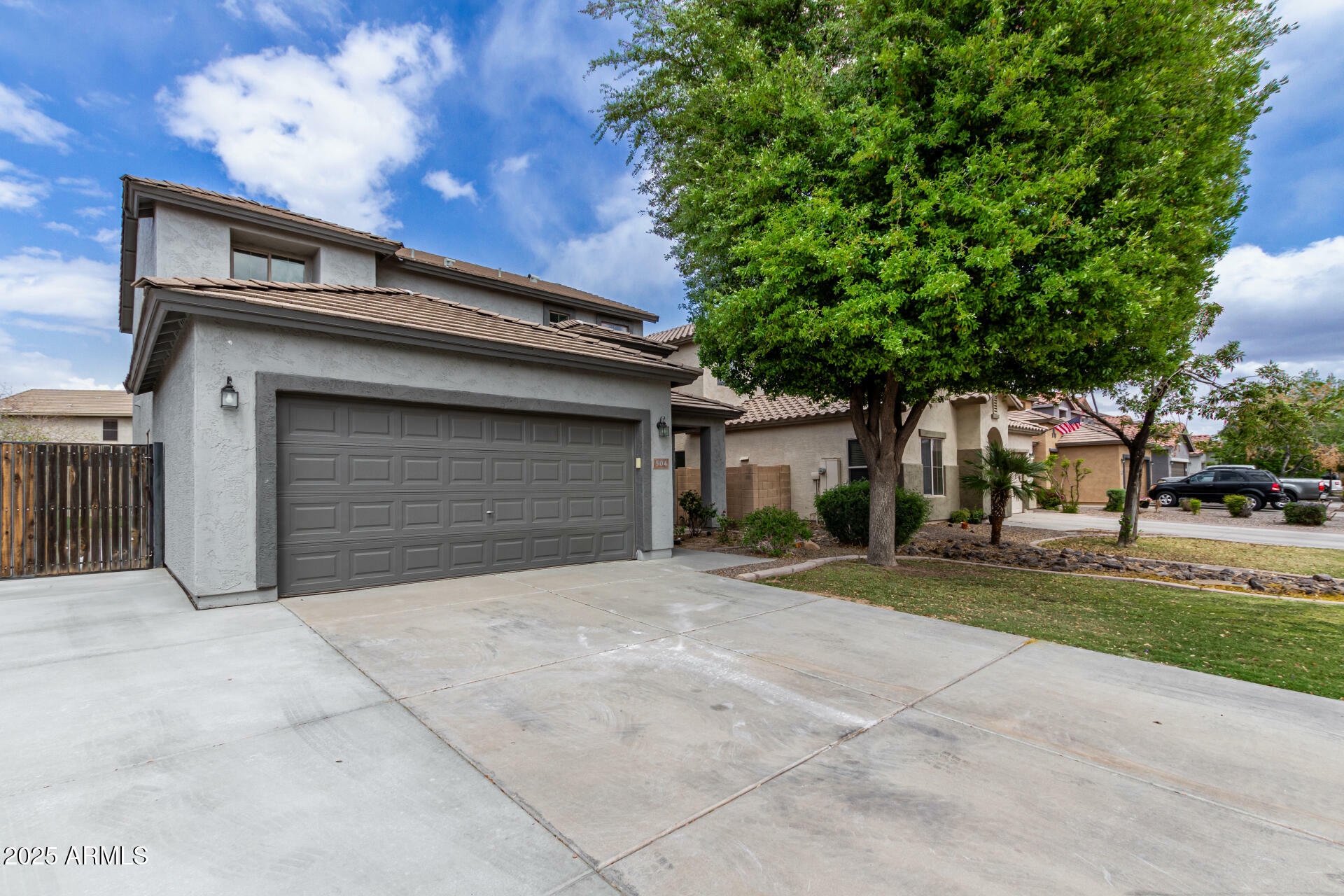 Property Photo: 504 E Quentin Lane AZ 85140