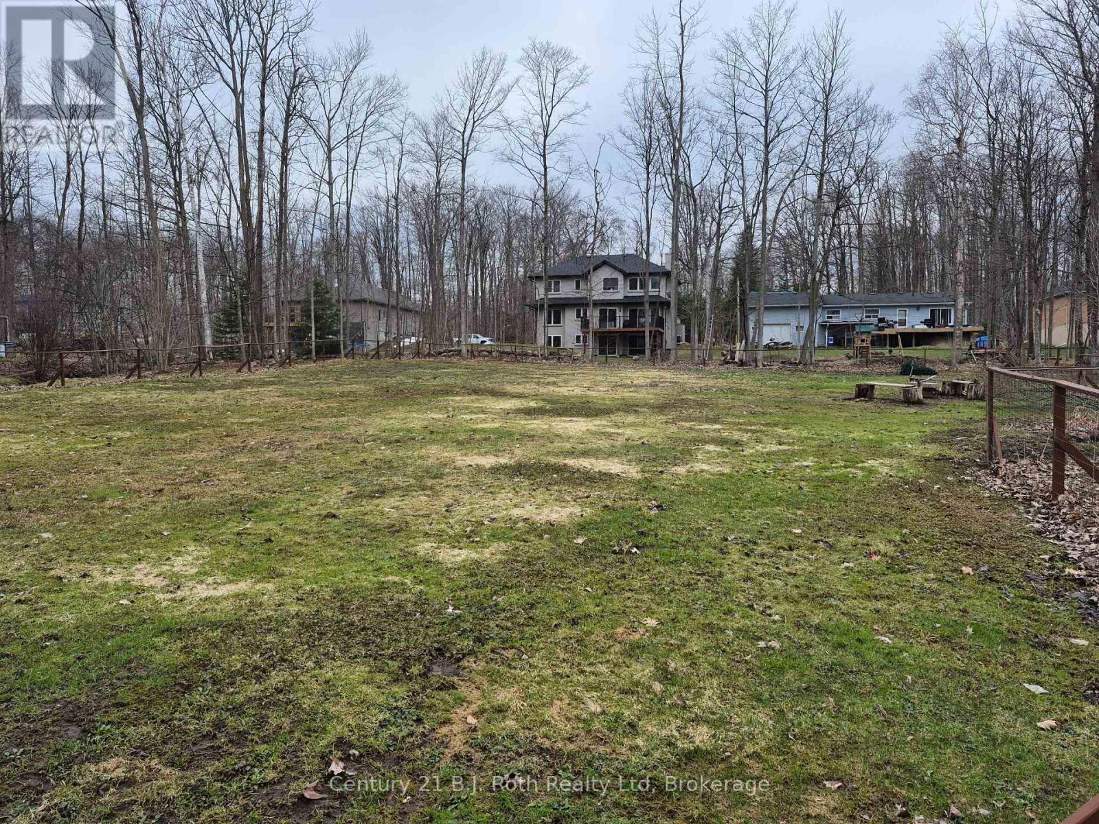 Property Photo:  76 McArthur Drive  ON L9M 1W9 