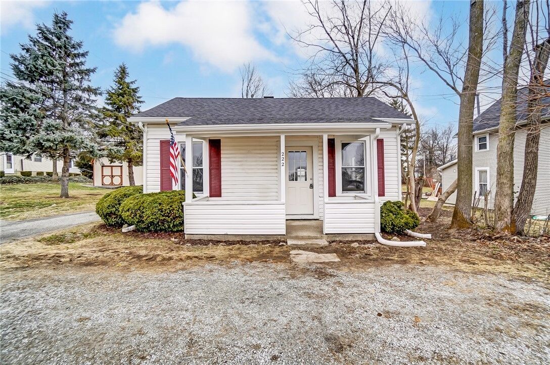 Property Photo:  222 College Street  OH 43078