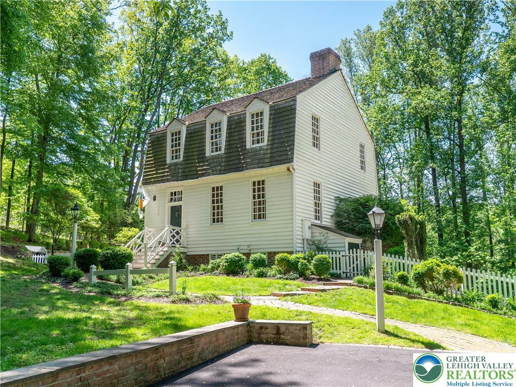 1108 S Barbara Drive  Longswamp Township PA 18011 photo