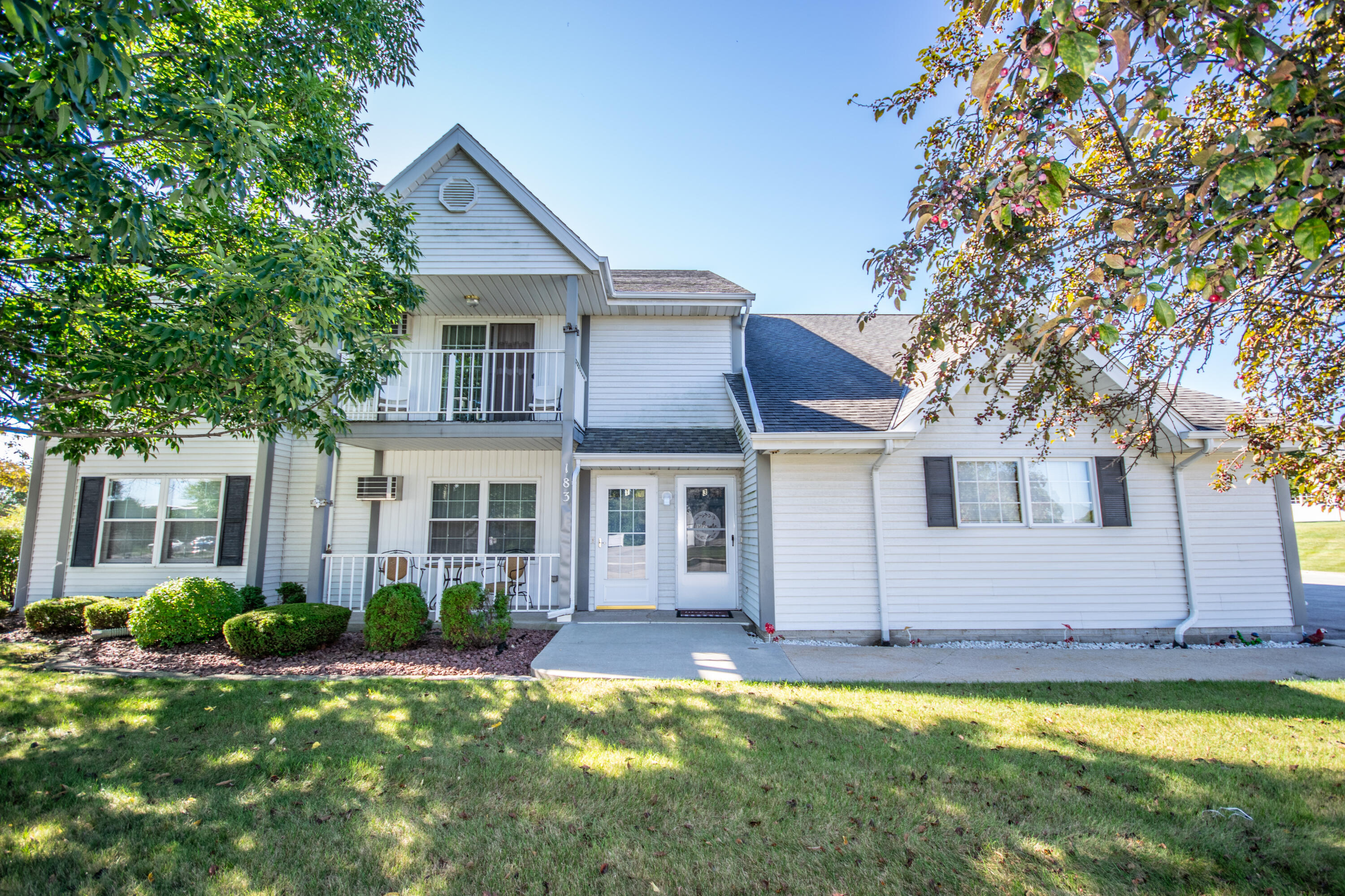 Property Photo: 183 Minz Park Cir 3 WI 53095