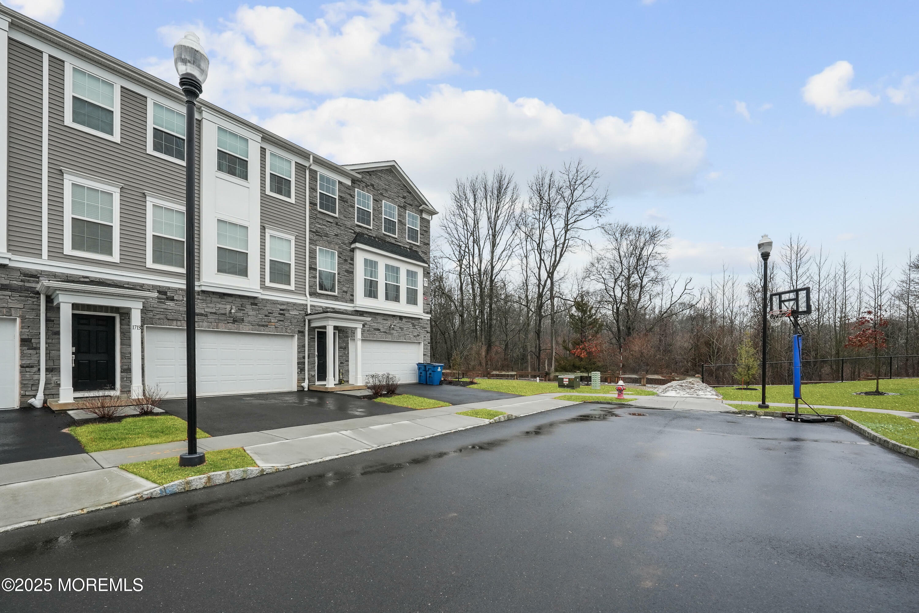 Property Photo:  1713 Swales Court  NJ 08831 