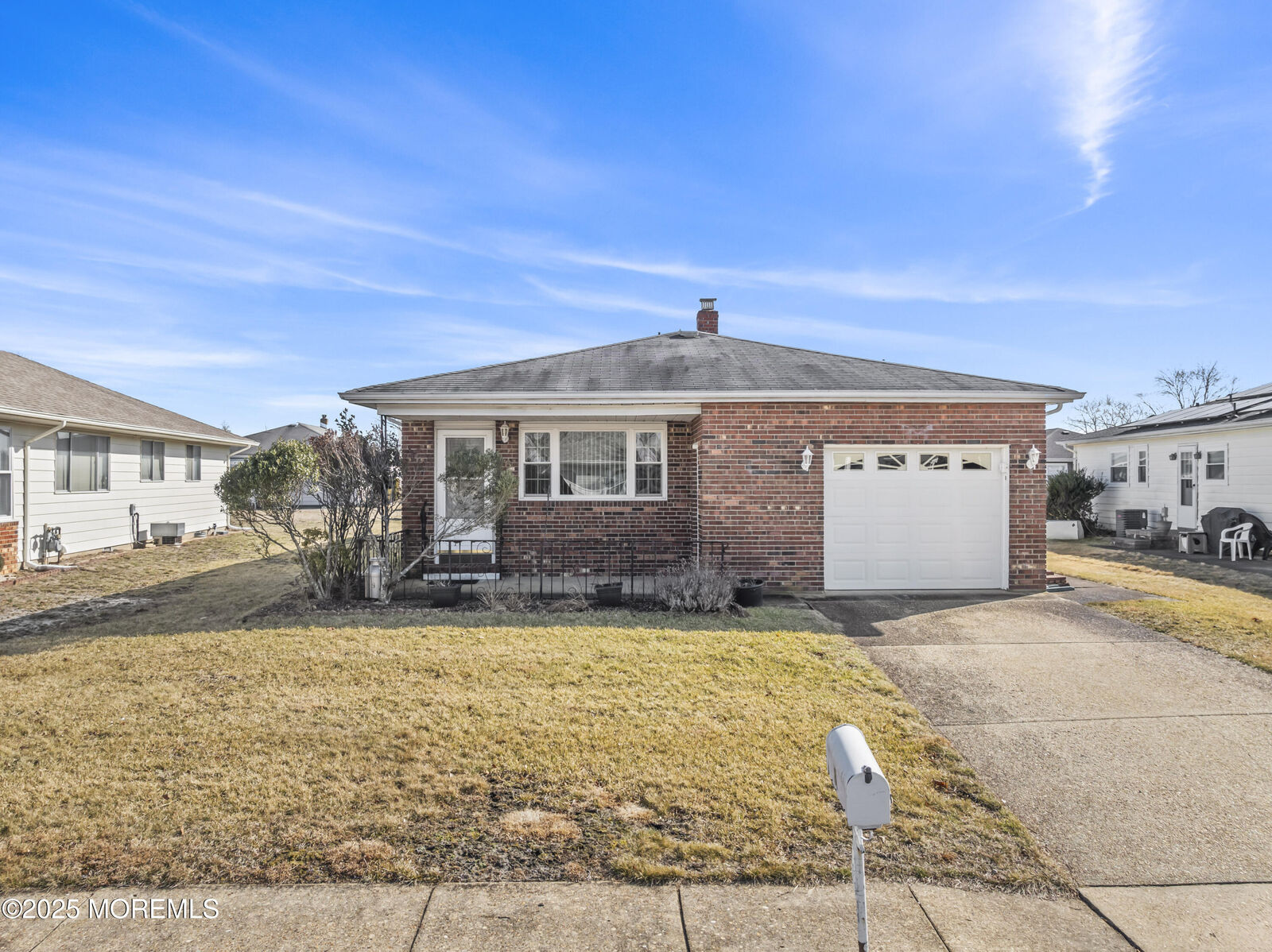 Property Photo:  8 Saint Kitts Drive  NJ 08757 