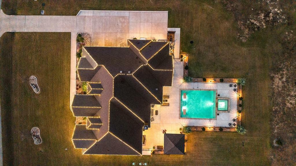 Property Photo: 310 Fire Wheel Drive TX 75167