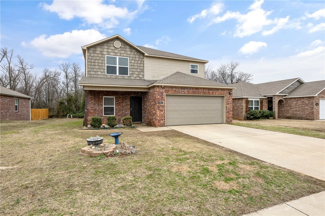 Property Photo:  7801 Bridgegate Avenue  AR 72762 