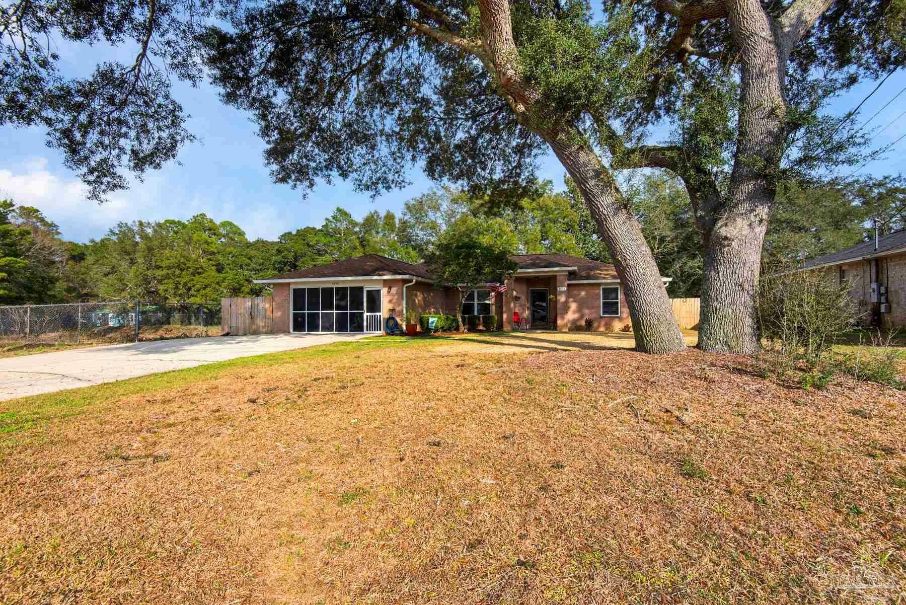 Property Photo:  2778 Riverside Landing Dr  FL 32566 