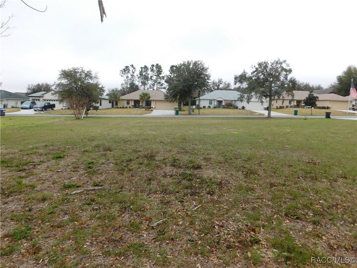 Property Photo:  2512 N Brentwood Circle  FL 34461 