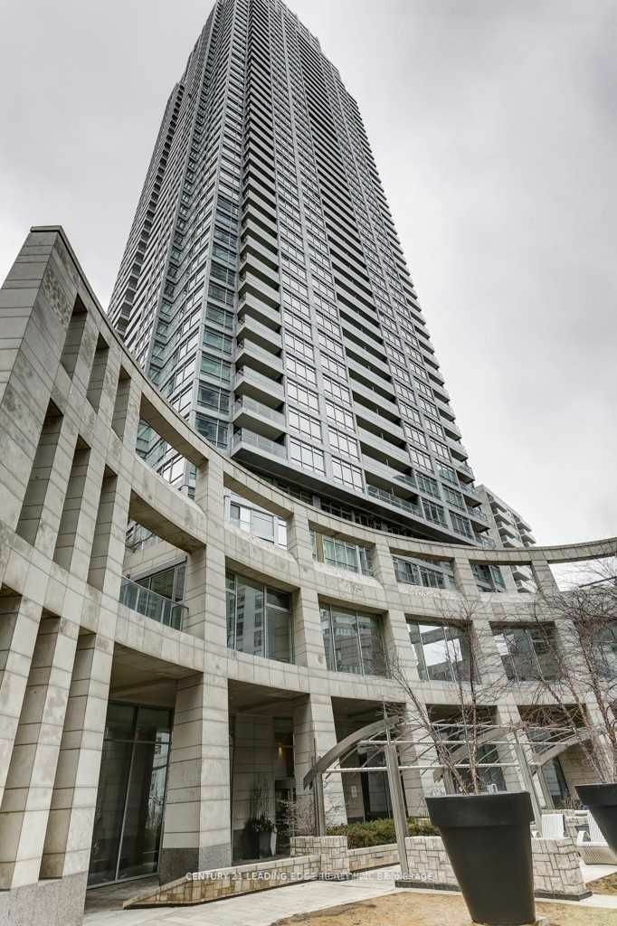 Property Photo:  2191 Yonge St 1207  ON M4S 4H8 