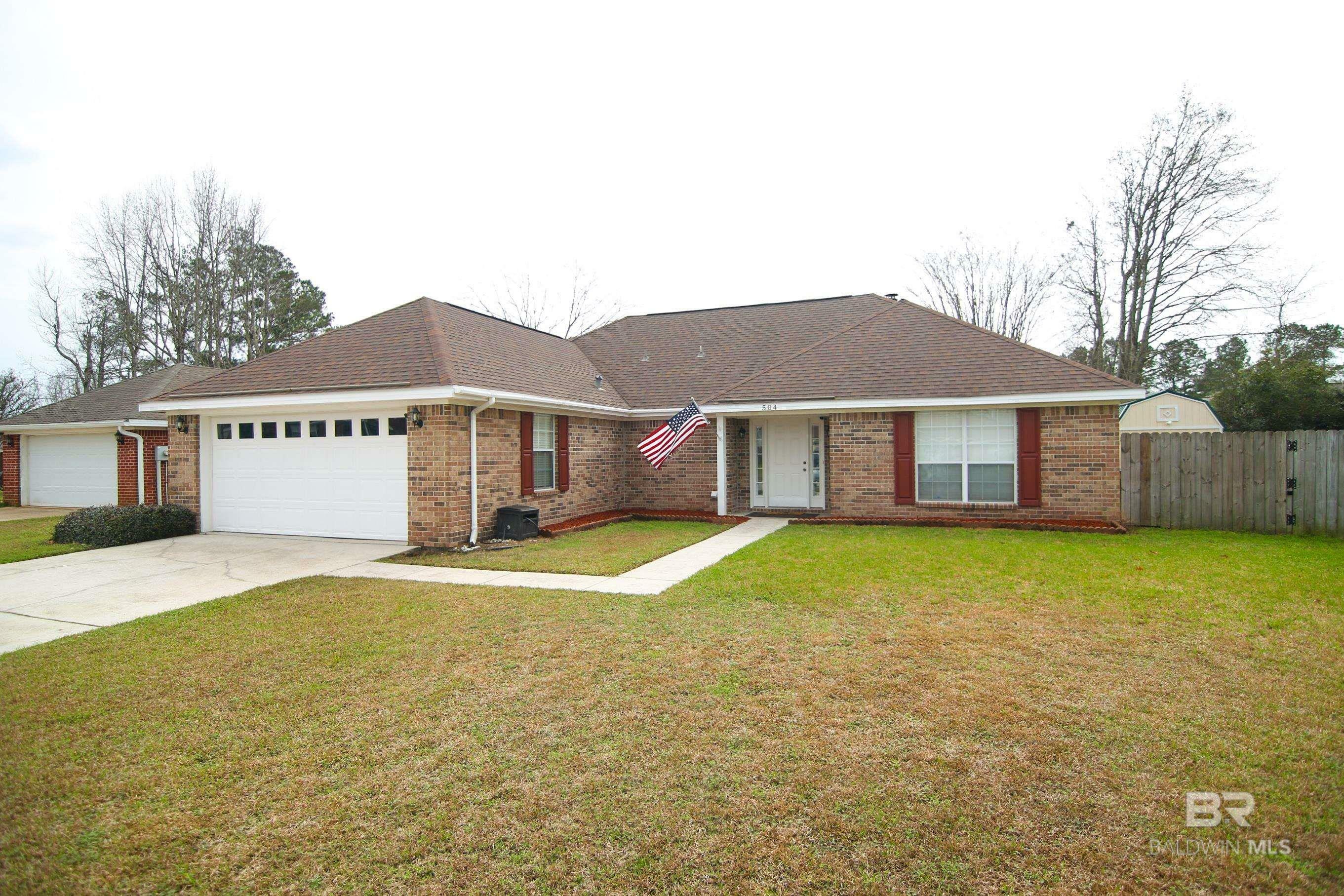 Property Photo:  504 Glenwood Circle  AL 36535 