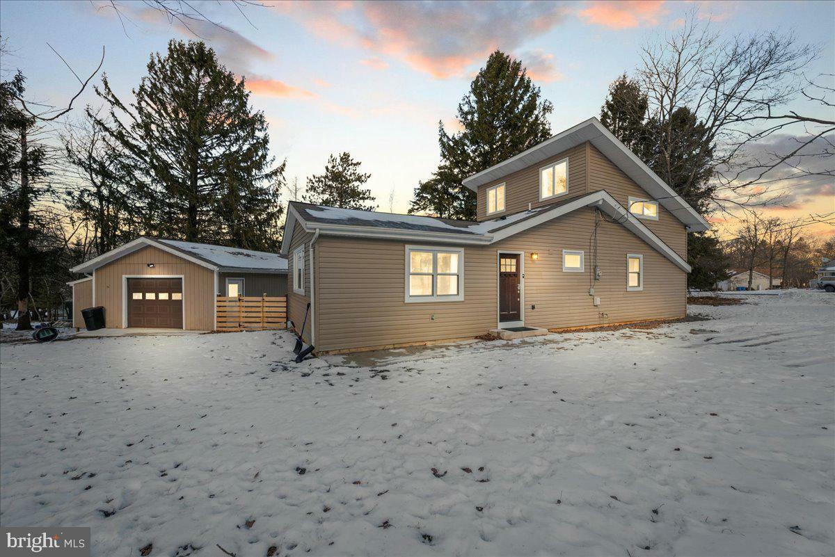 Property Photo: 37 Highridge Road PA 18210