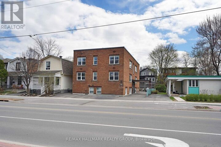 310 Byron Avenue — photo 1