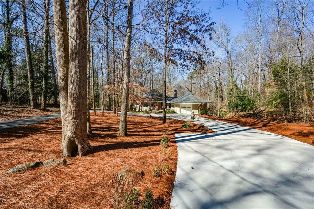 Property Photo:  100 Silverbell Court  GA 30075 