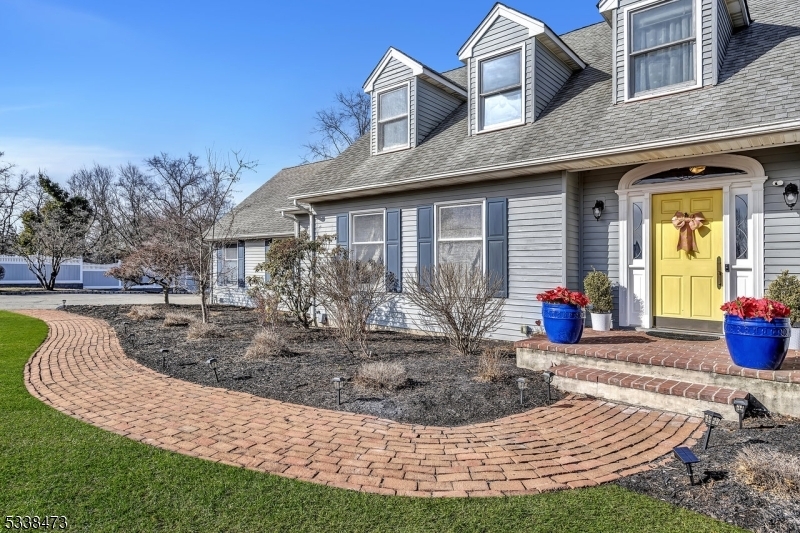 Property Photo: 9 Miller Farm Rd NJ 08873