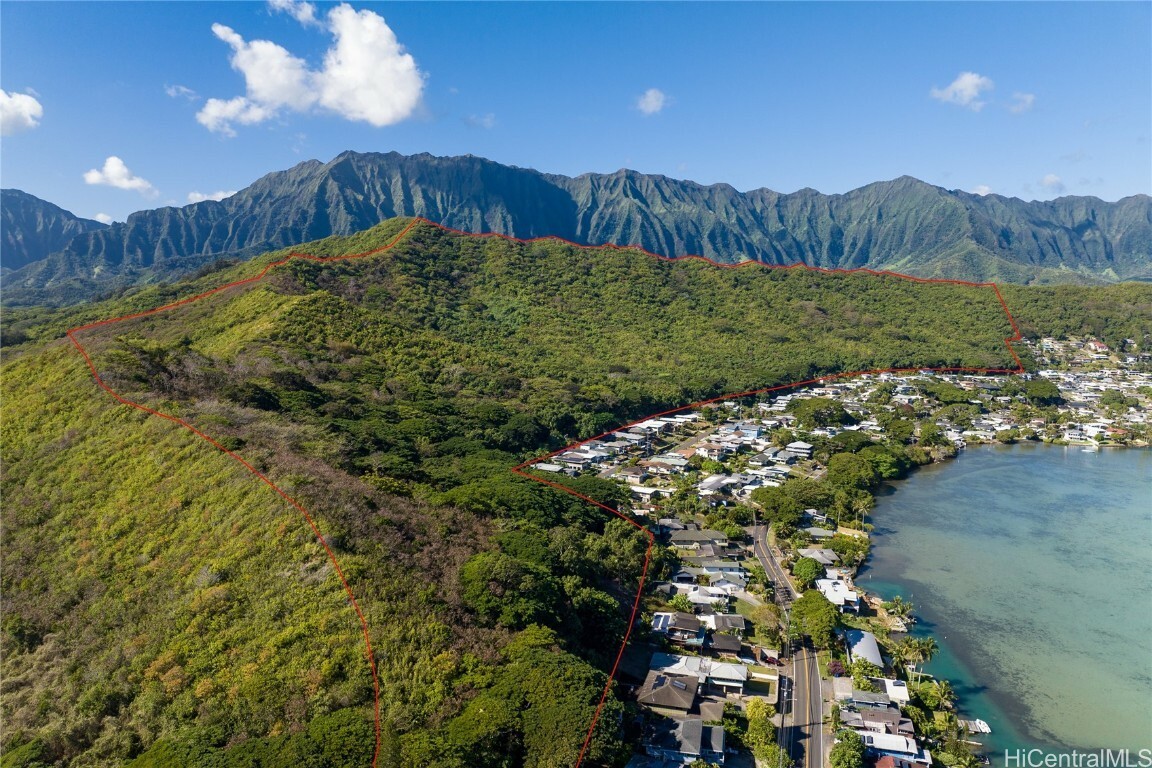 Property Photo:  1 Kamehameha Highway  HI 96744 