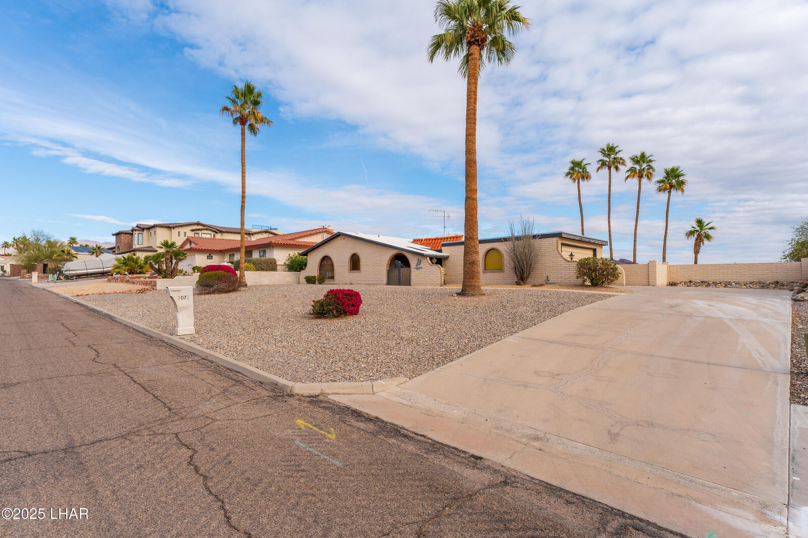 Property Photo:  2072 Burke Dr  AZ 86406 