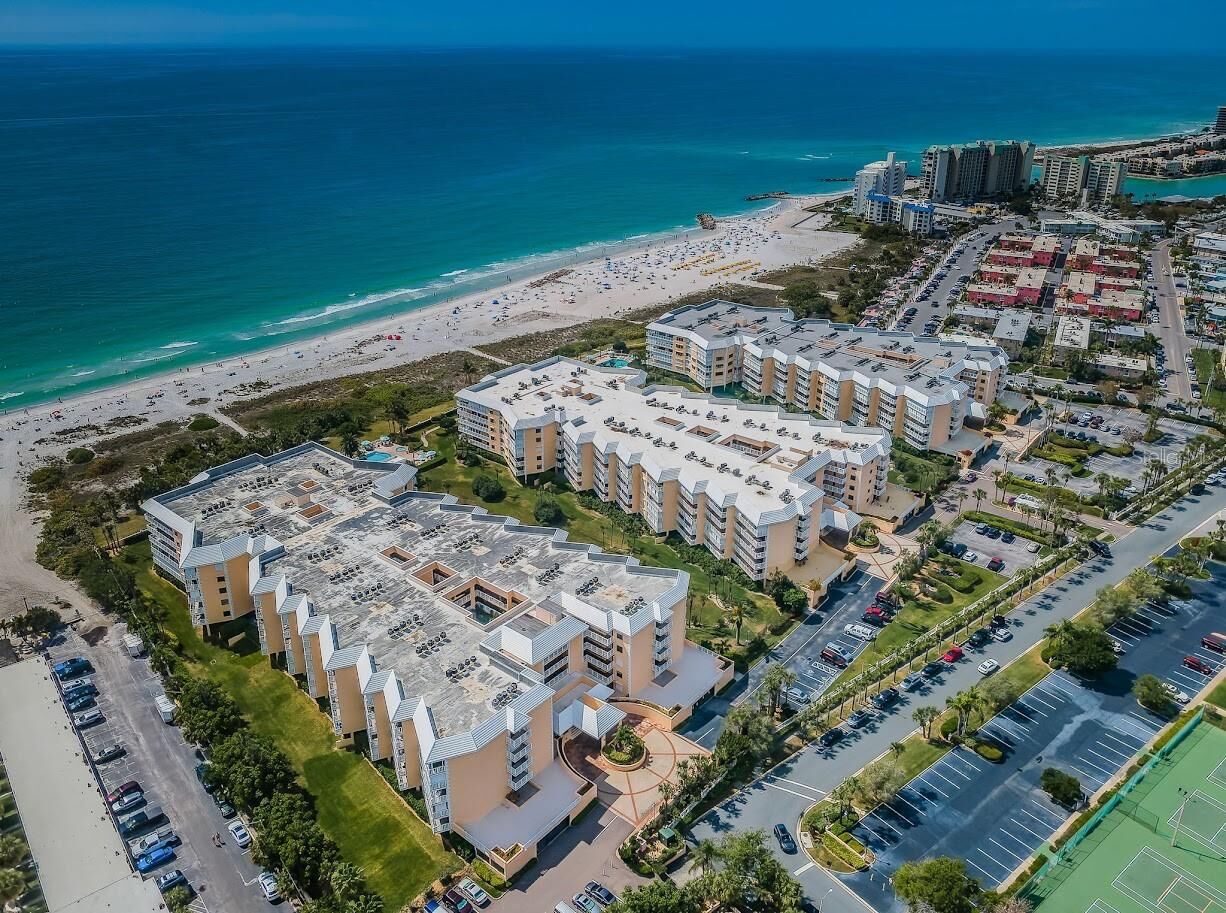 Property Photo: 6500 Sunset Way 202 FL 33706