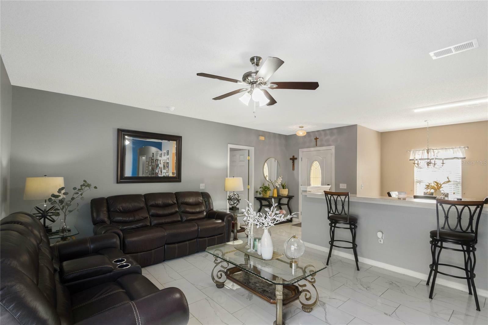 Property Photo:  1817 Manitoba Court  FL 34759 