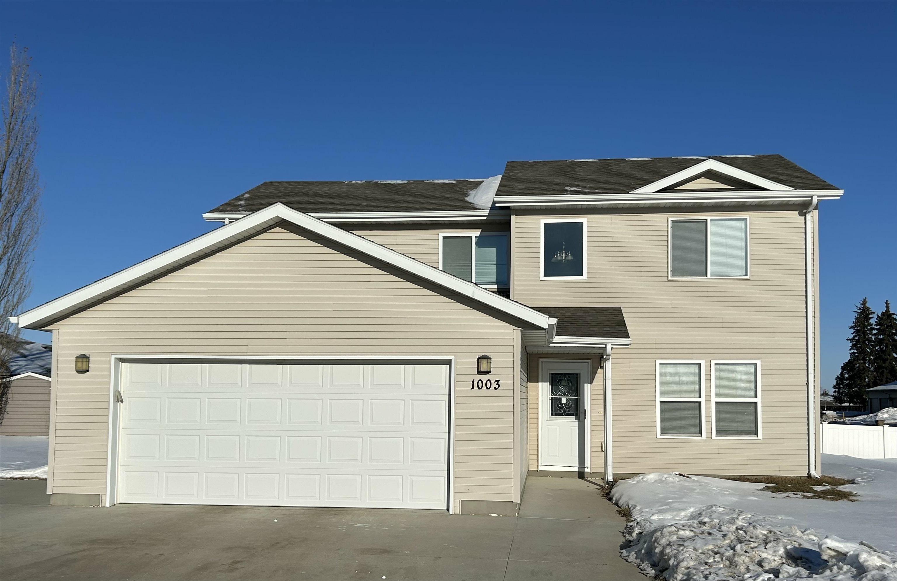 Property Photo:  1003 Eisenhower Drive  ND 58701 