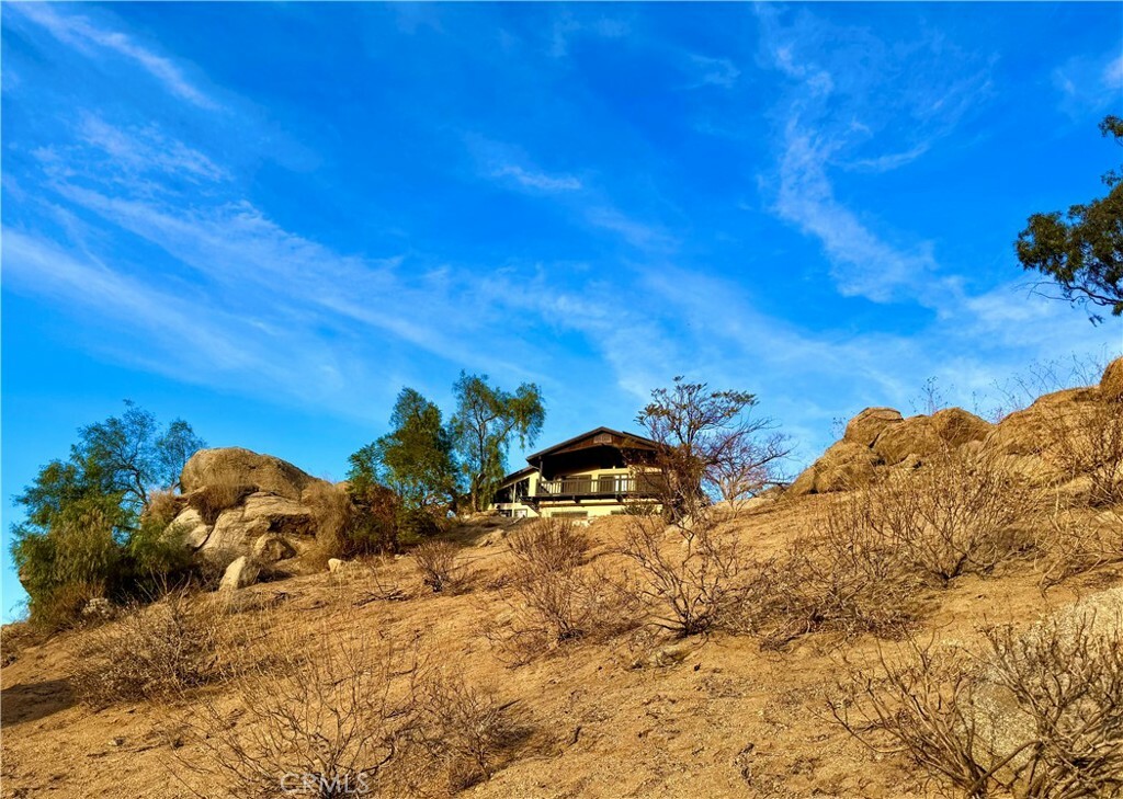 Property Photo:  20682 Hill Top Drive  CA 92507 