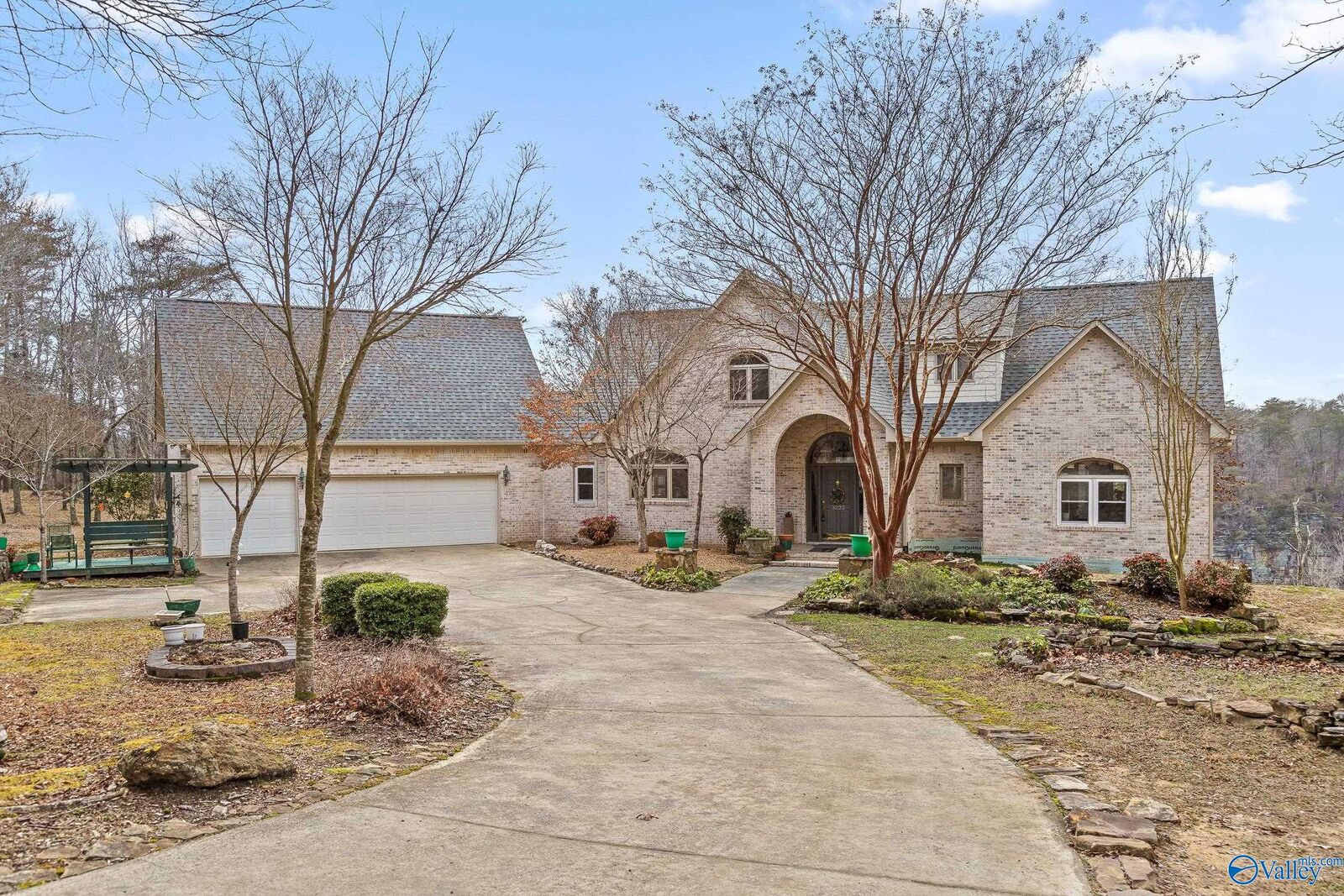 Property Photo: 3222 County Road 863 AL 35973