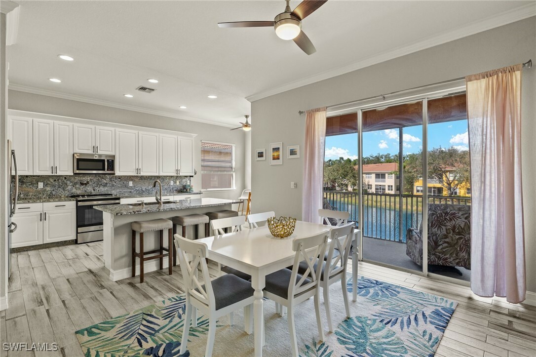 Property Photo: 7071 San Lorenzo Court 201 FL 33966