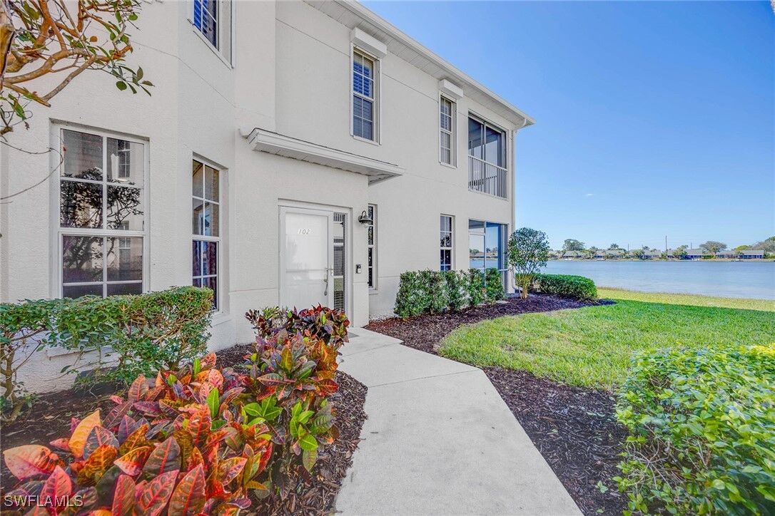 Property Photo: 3300 W Crown Pointe Boulevard 102 FL 34112