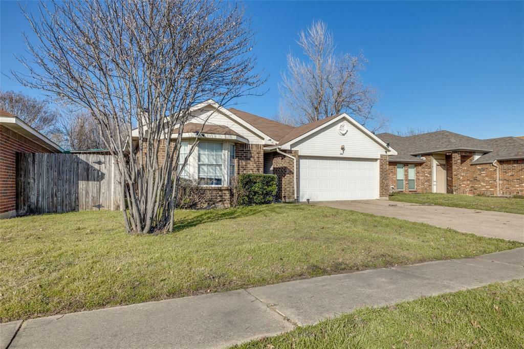 Property Photo:  505 Sea Rim Drive  TX 76018 