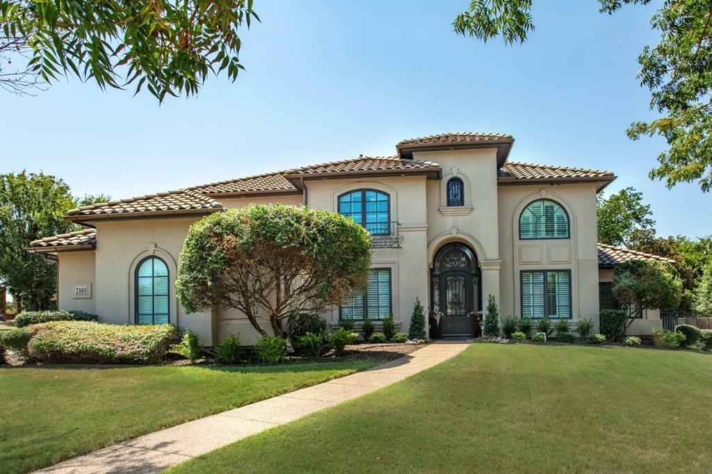 Property Photo:  2101 Roadrunner Drive  TX 75022 