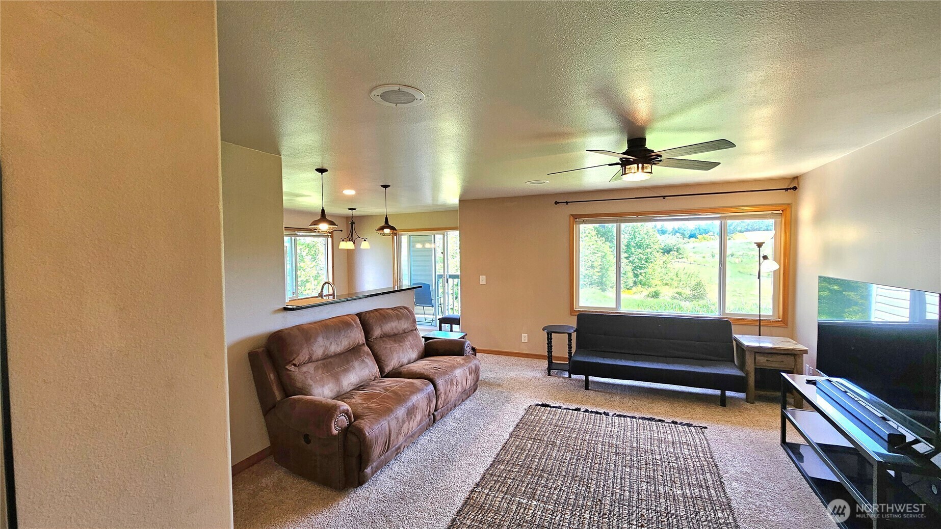 Property Photo: 617 W Horton Way 207 WA 98226