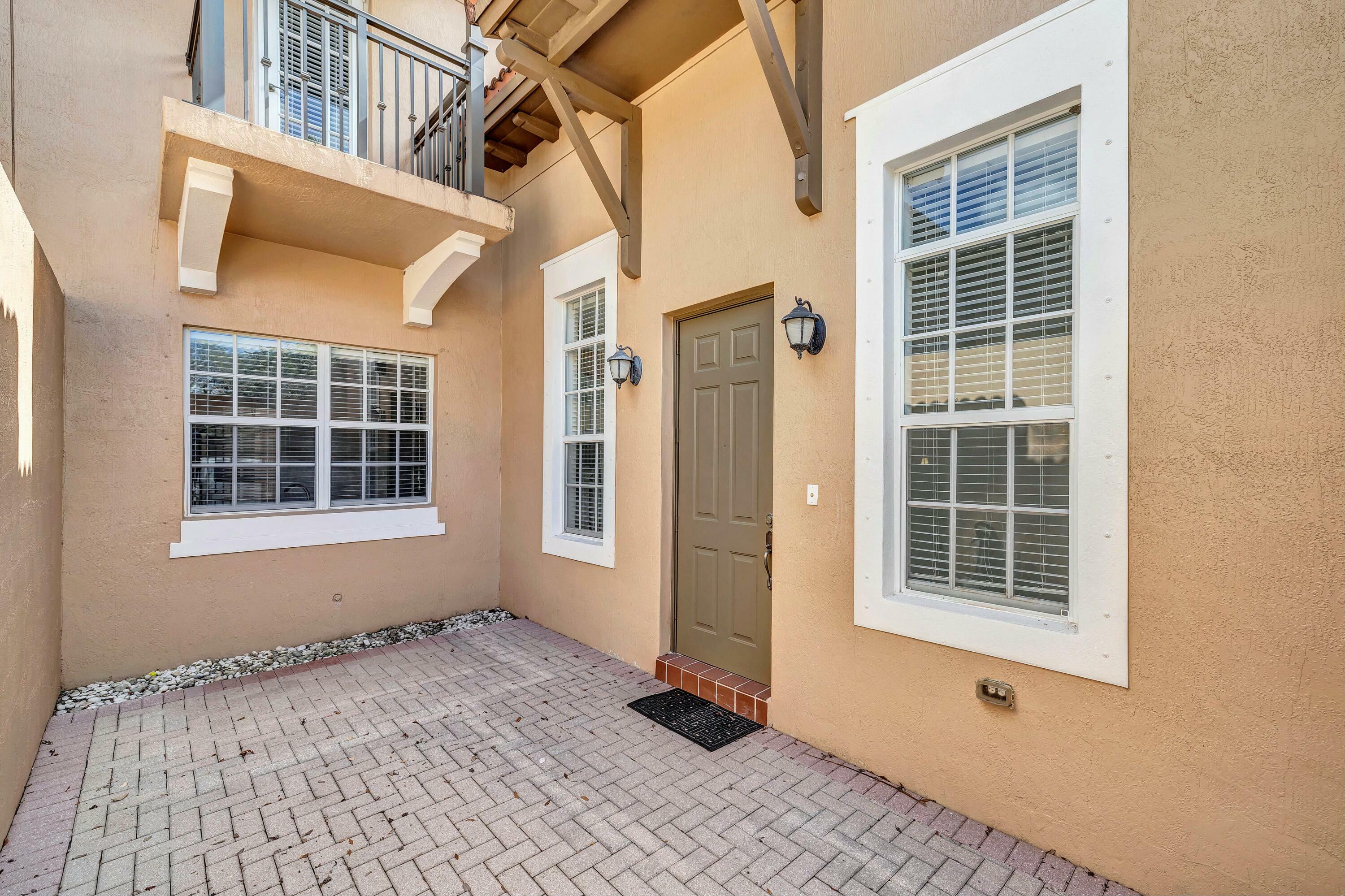 Property Photo:  1063 SW 147th Terrace  FL 33027 