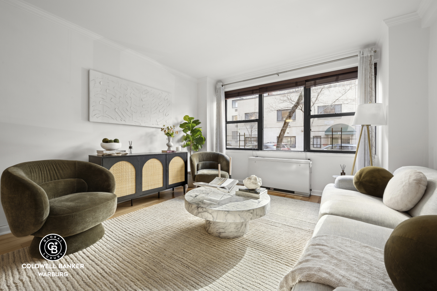Property Photo: 200 E 27th Street 1E NY 10016