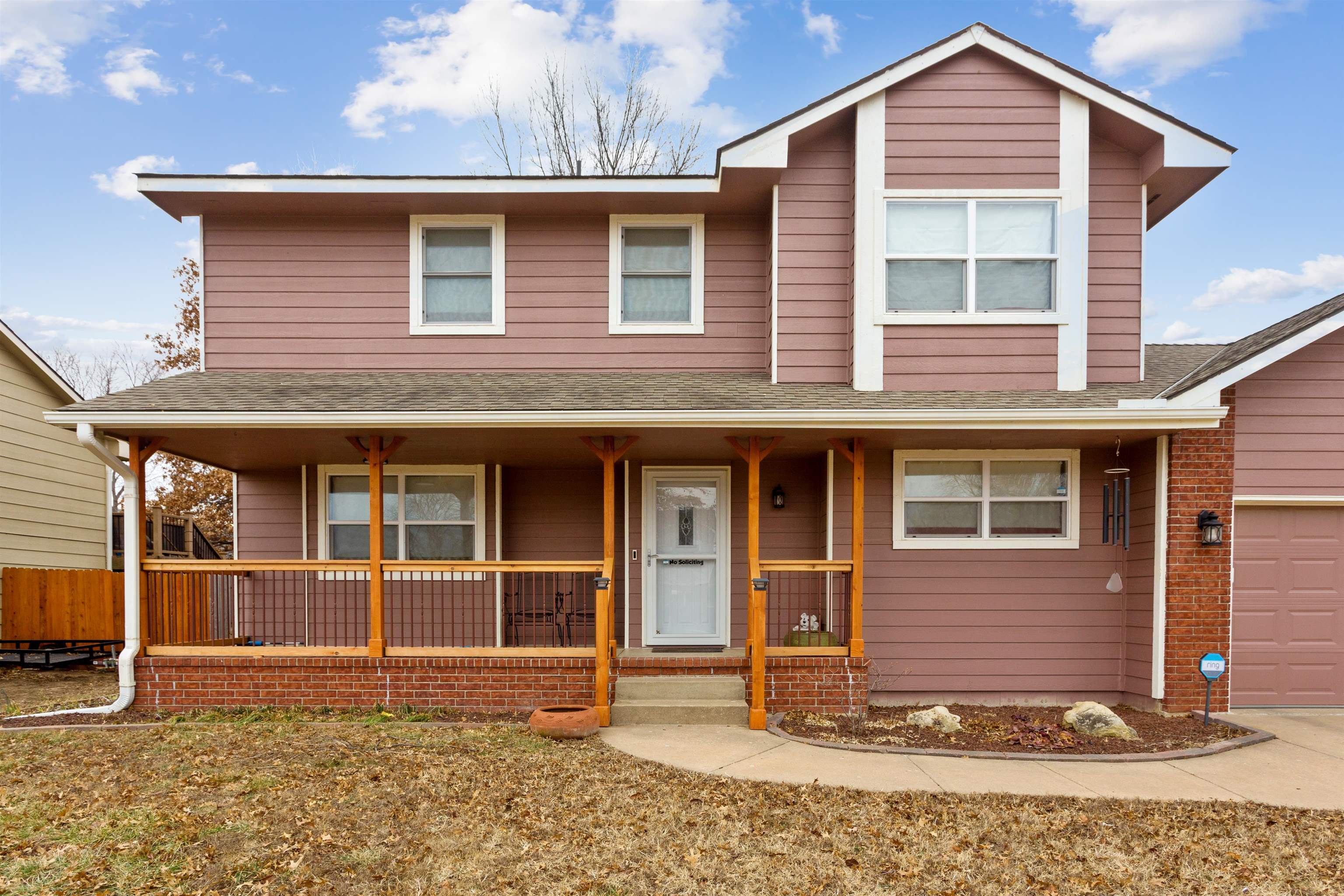 Property Photo:  239 E Catalpa Ct  KS 67037 