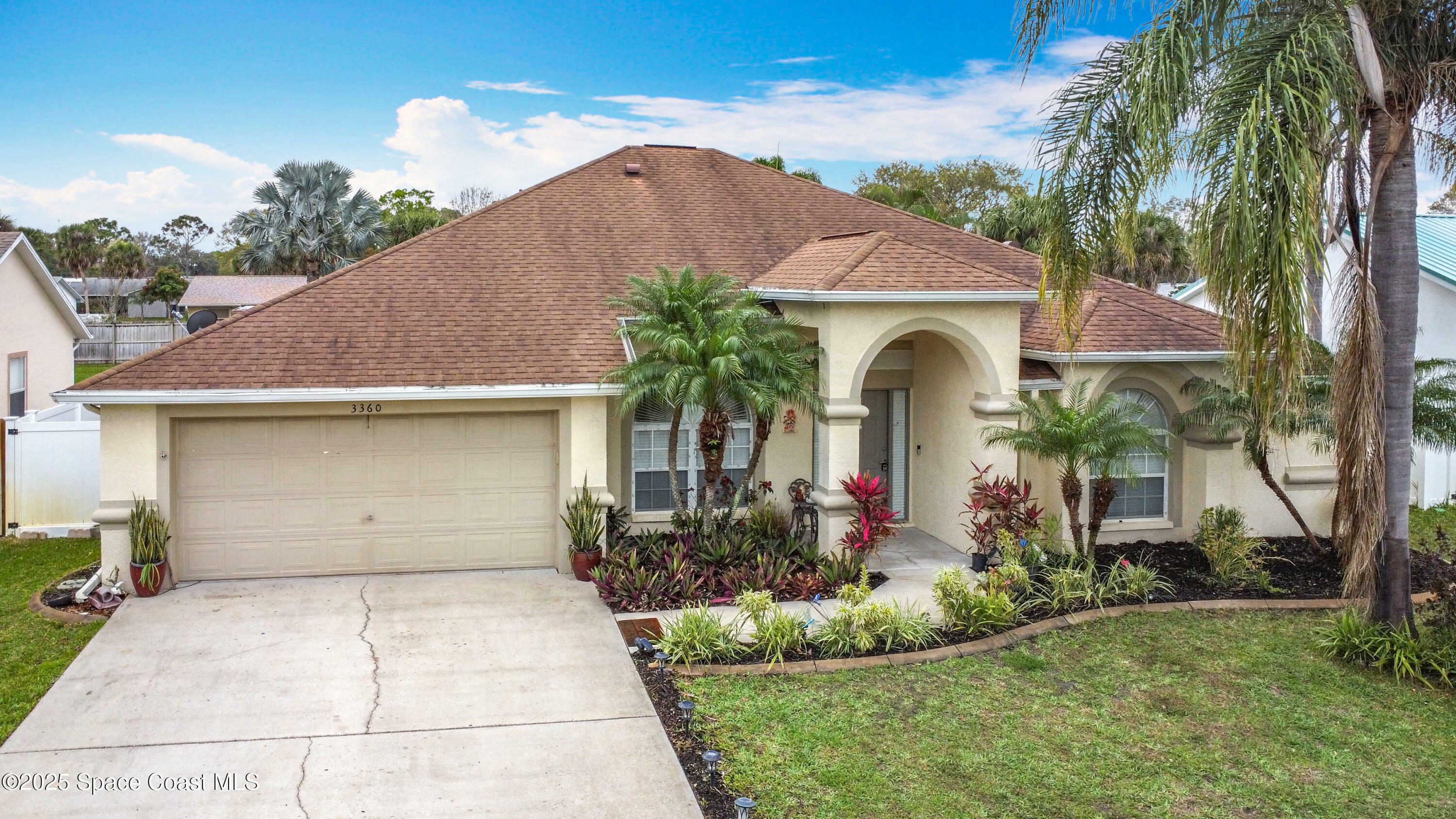 Property Photo:  3360 Meadowridge Drive  FL 32901 