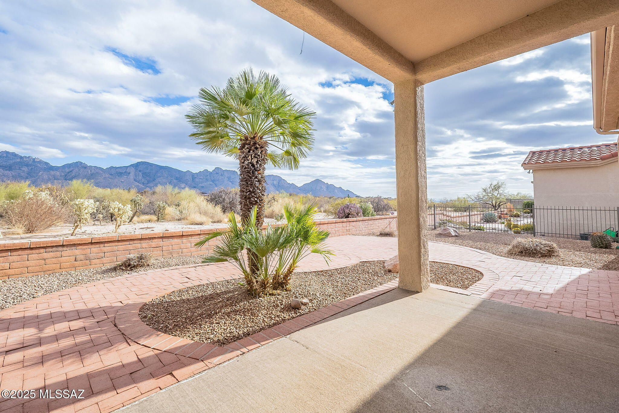 13688 N Lobelia Way  Oro Valley AZ 85755 photo